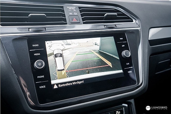 Volkswagen Tiguan Allspace 9 of 14
