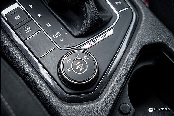 Volkswagen Tiguan Allspace 10 of 14