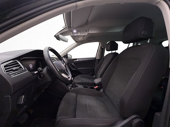 Volkswagen Tiguan 9 of 22