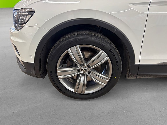 Volkswagen Tiguan 8 of 17