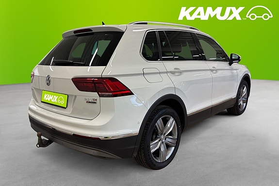 Volkswagen Tiguan 4 of 5