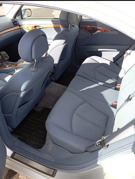 Mercedes-Benz E240 7 of 11