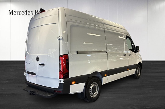Mercedes-Benz Sprinter 208 4 of 20