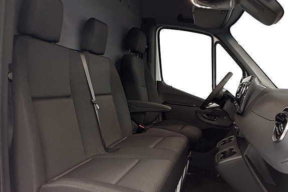 Mercedes-Benz Sprinter 208 16 of 20