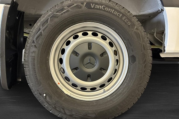 Mercedes-Benz Sprinter 208 9 of 20