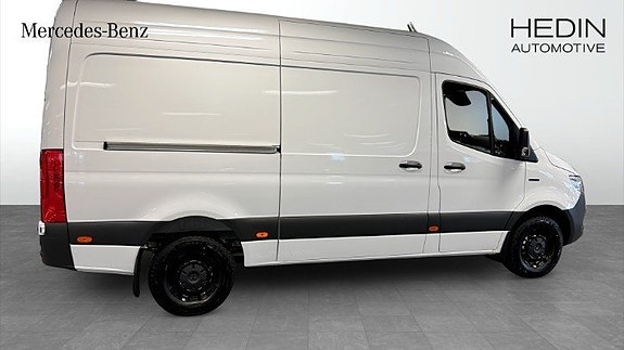 Mercedes-Benz eSprinter 414 3 of 9