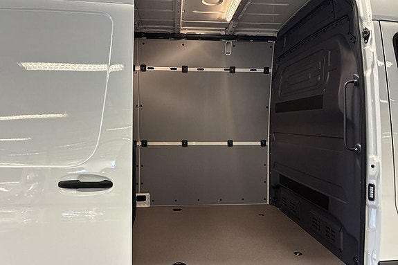 Mercedes-Benz Sprinter 208 6 of 20