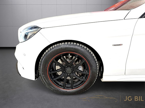 Mercedes-Benz E220 28 of 29
