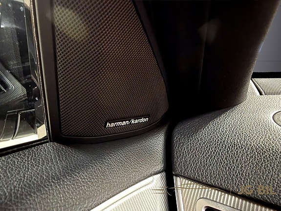Mercedes-Benz E220 20 of 29