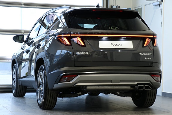 Hyundai Tucson 4 of 17
