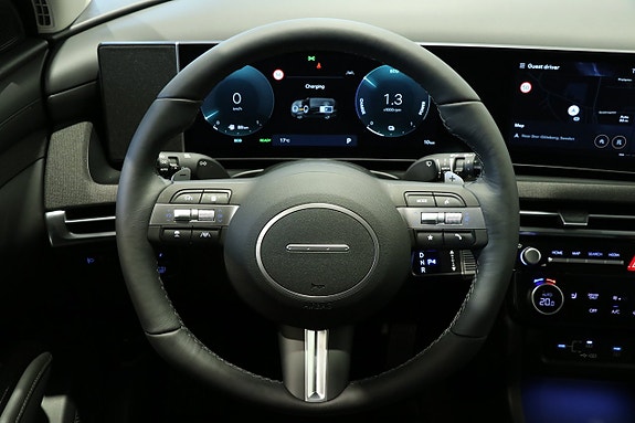 Hyundai Tucson 10 of 17