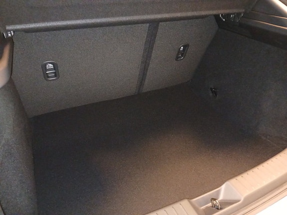 Mazda CX-30 15 of 15