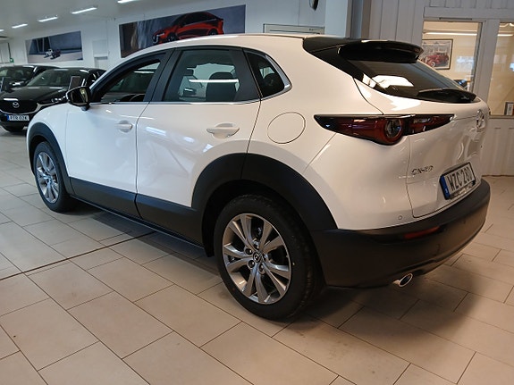 Mazda CX-30 6 of 15