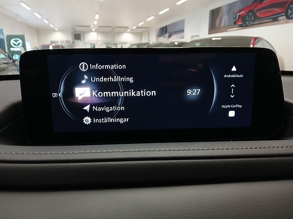 Mazda CX-30 12 of 15