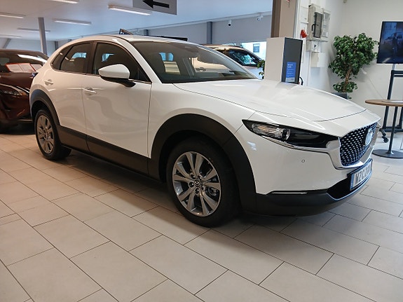 Mazda CX-30 3 of 5