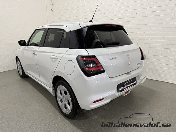 Suzuki Swift 10 of 12
