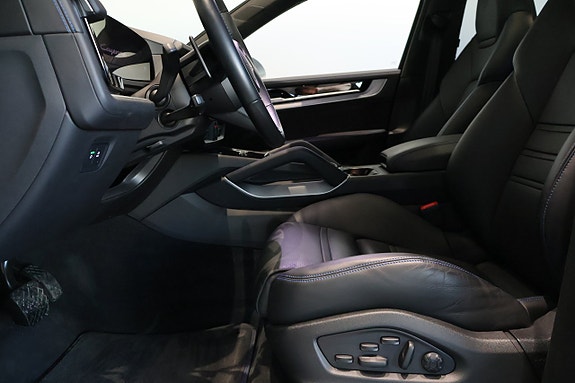 Porsche Cayenne Coupe 5 of 5