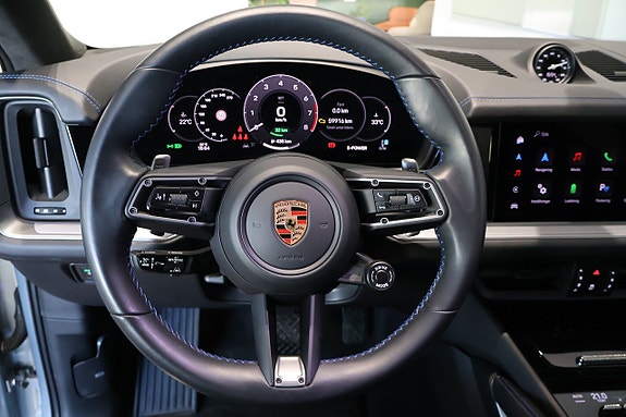 Porsche Cayenne Coupe 7 of 11