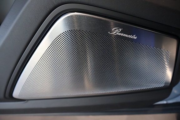 Porsche Cayenne Coupe 9 of 11