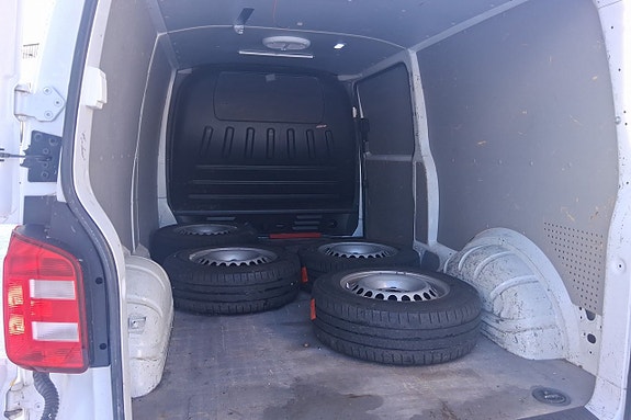 Volkswagen Transporter 9 of 11