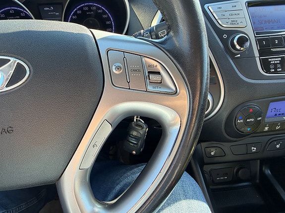 Hyundai ix35 12 of 14