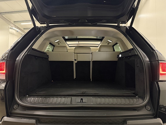Land Rover Range Rover Sport 14 of 27