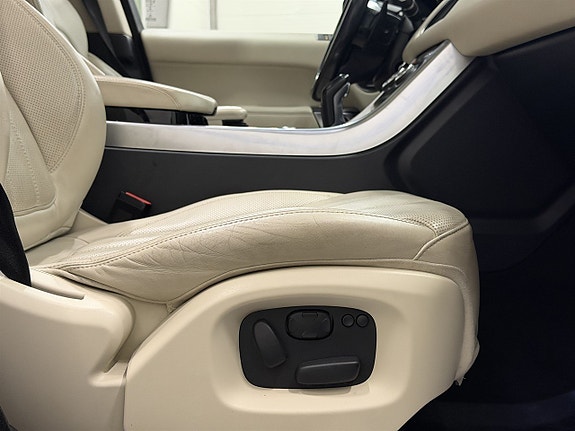 Land Rover Range Rover Sport 19 of 27