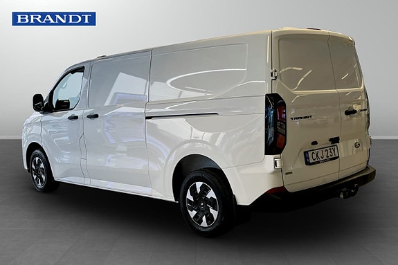 Ford Transit Custom 2 of 8