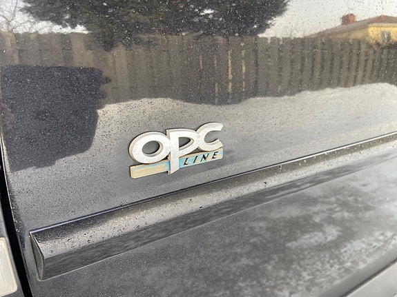Opel Vectra 8 of 12