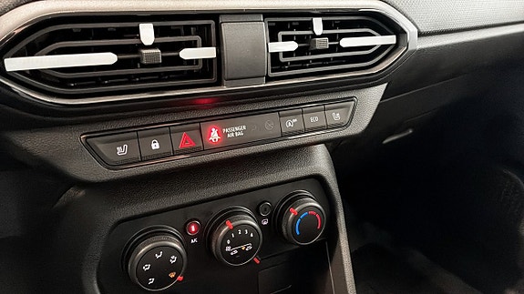 Dacia Sandero 19 of 23