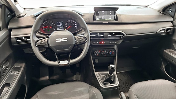 Dacia Sandero 11 of 23