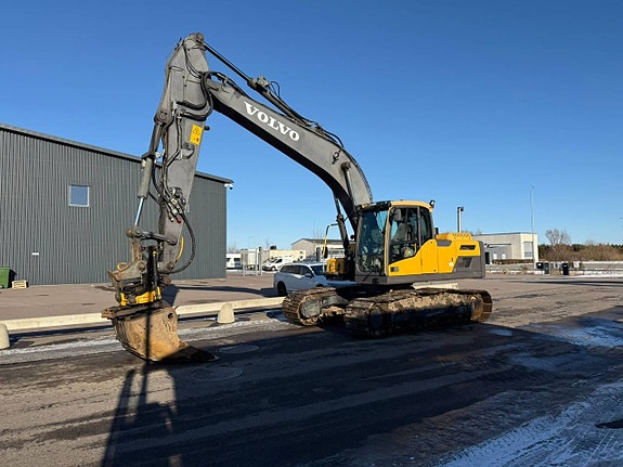 Volvo EC220DL