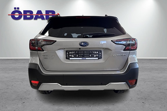 Subaru Outback 5 of 5