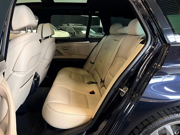 BMW M5 11 of 25
