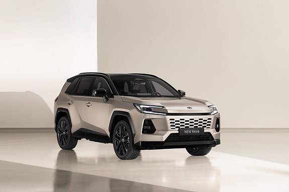 Toyota RAV4 2 of 7