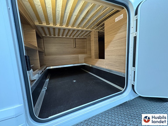 Weinsberg CaraSuite 650 MF/automat 6 of 18