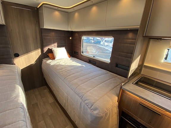 Kabe Travel Master Royal X 810 LT *NYHET 2026* 16 of 30