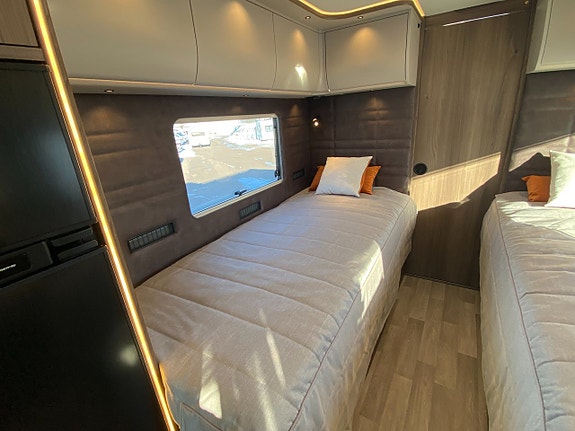 Kabe Travel Master Royal X 810 LT *NYHET 2026* 17 of 30
