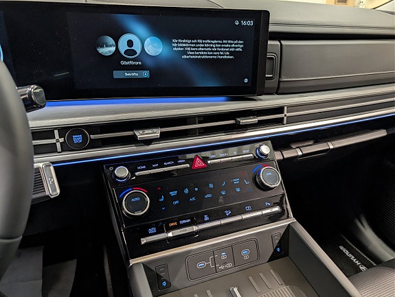 Hyundai Santa Fe 8 of 10