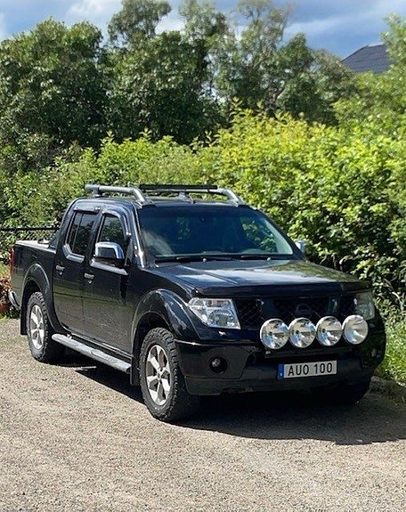 Nissan Navara EPA 2.5 dCi 4x4 LÅG MIL