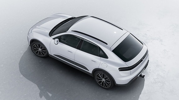 Porsche Macan 4 4 of 5
