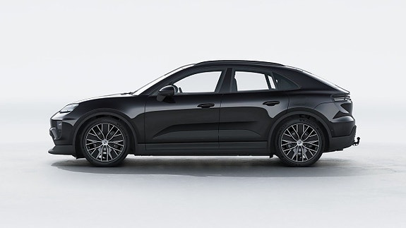 Porsche Macan 4 3 of 5