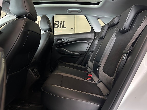Opel Grandland X 14 of 30