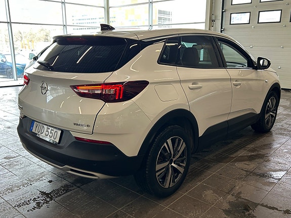Opel Grandland X 7 of 30