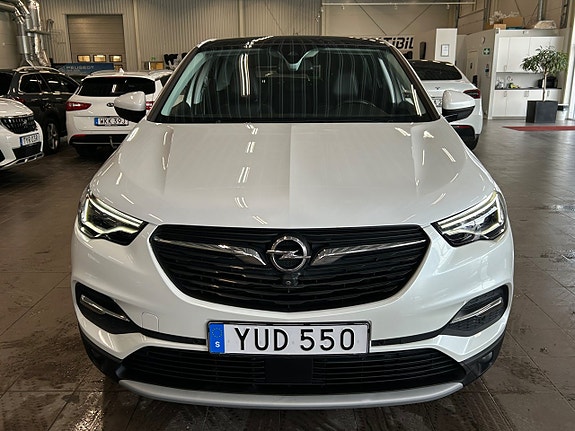 Opel Grandland X 10 of 30