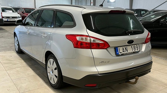Ford Focus 5 of 5