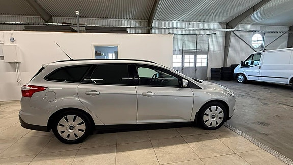 Ford Focus 4 of 5