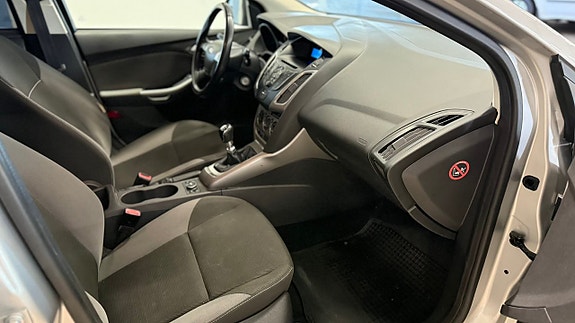 Ford Focus 17 of 21