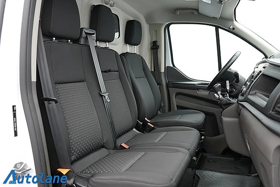 Ford Transit Custom 23 of 25
