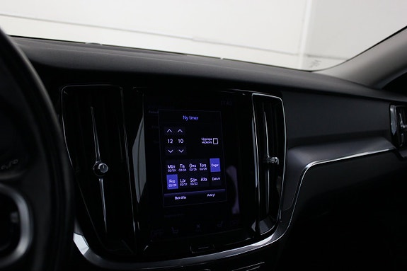 Volvo V60 19 of 27